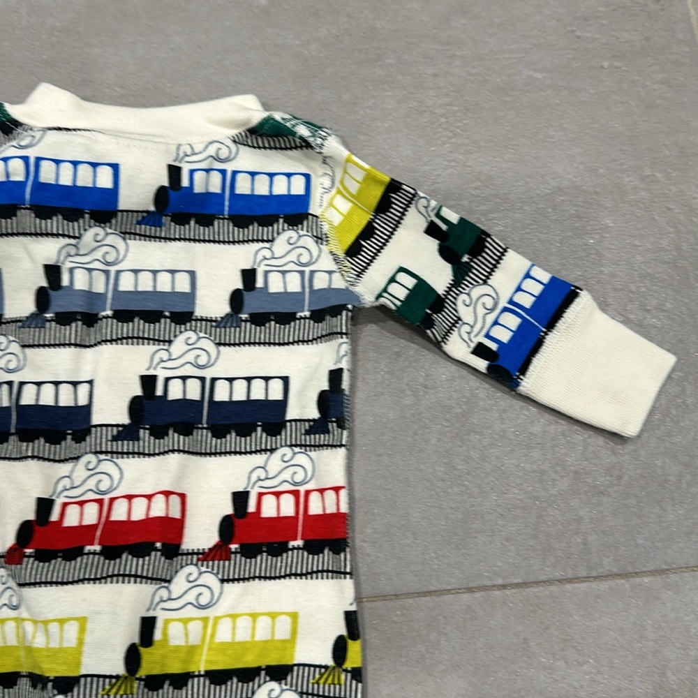 Washed but never worn! Hanna Andersson Pajamas - Picture 9 of 11
